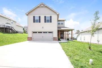 160 Lyndhurst Dr La Vergne, TN 37086